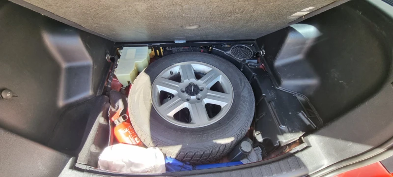 Land Rover Freelander 2.2 TD4, снимка 12 - Автомобили и джипове - 51543834