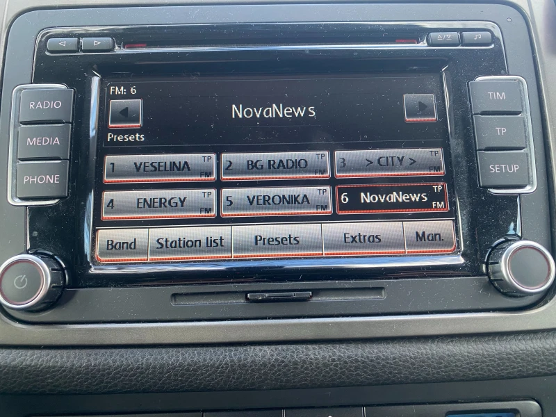 VW Tiguan, снимка 5 - Автомобили и джипове - 52483996