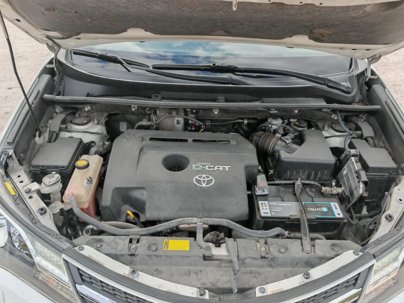 Toyota Rav4 2.2D, KEYLESS GO, АВТОМАТ, НАВИ, КАМЕРА, КОЖА, , снимка 17 - Автомобили и джипове - 52052340