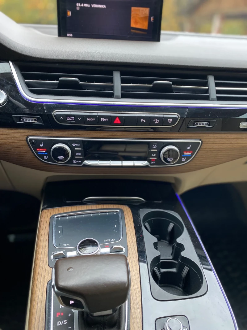 Audi Q7, снимка 9 - Автомобили и джипове - 52193902