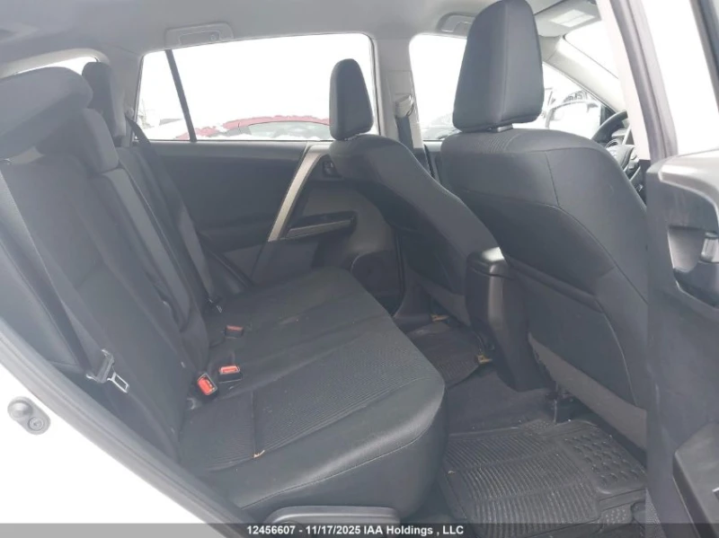 Toyota Rav4 2.5L * SPORT, снимка 7 - Автомобили и джипове - 52627046