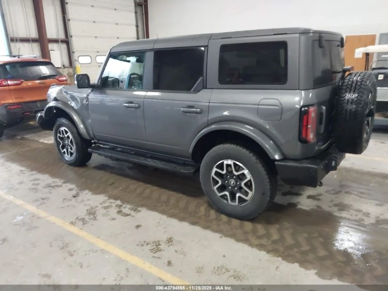 Ford Bronco 2.7L V-6 DI, DOHC, VVT, TURBO, 315HP 4X4 Drive, снимка 8 - Автомобили и джипове - 52938676