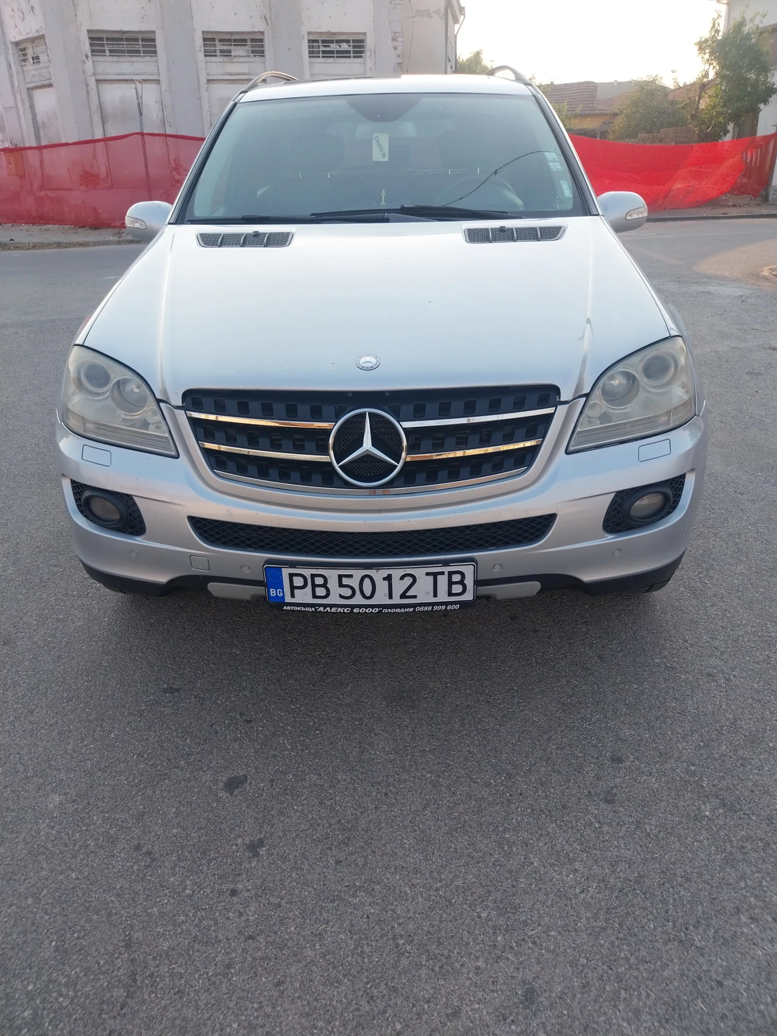 Mercedes-Benz ML 320  - изображение 2