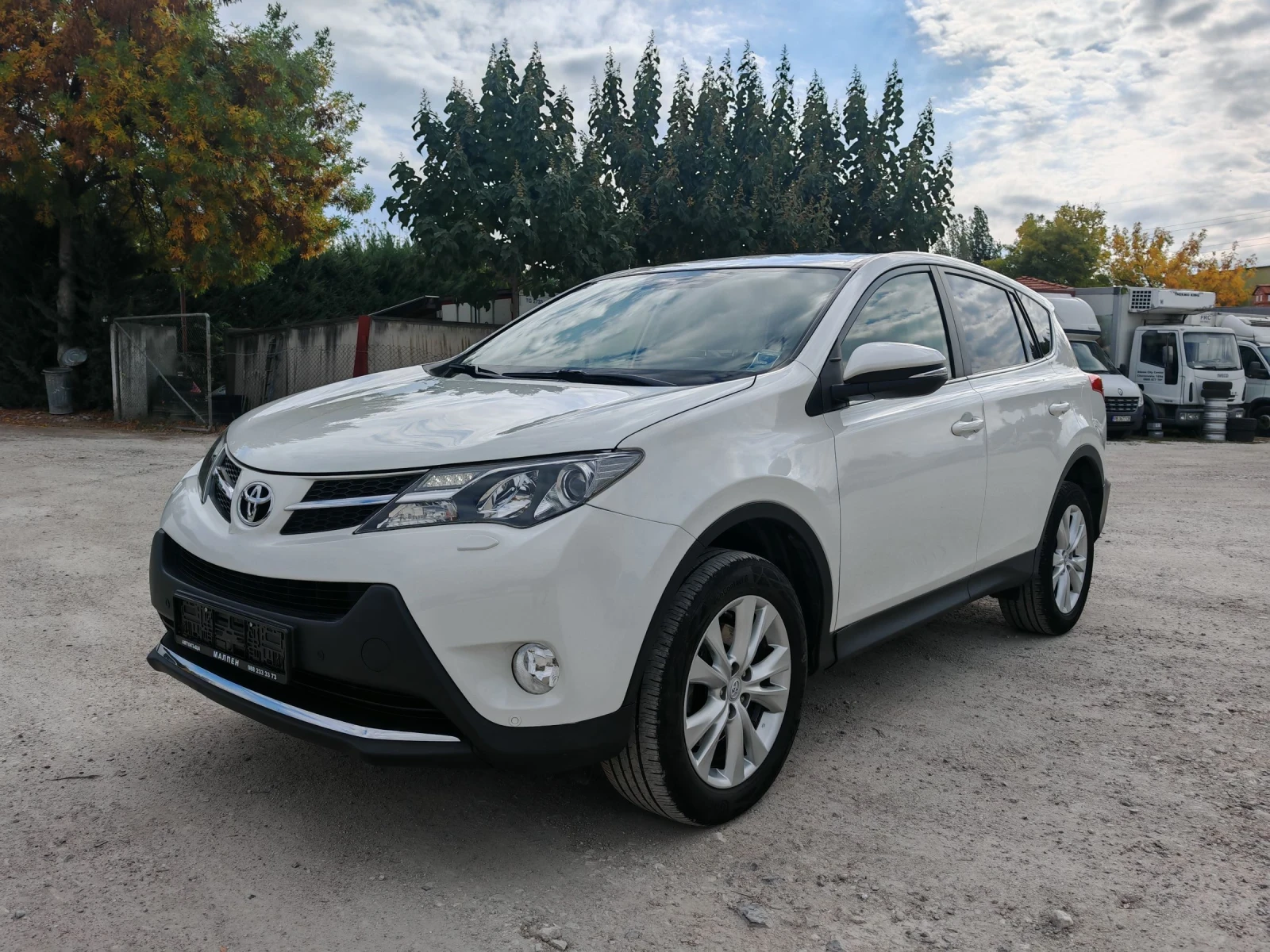 Toyota Rav4 2.2D-CAT, KEYLESS GO, АВТОМАТ, НАВИ, КАМЕРА, КОЖА, - изображение 3