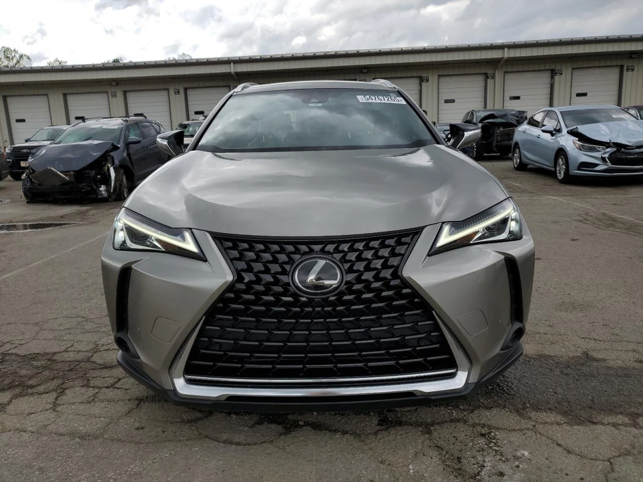 Lexus UX 200  - изображение 6