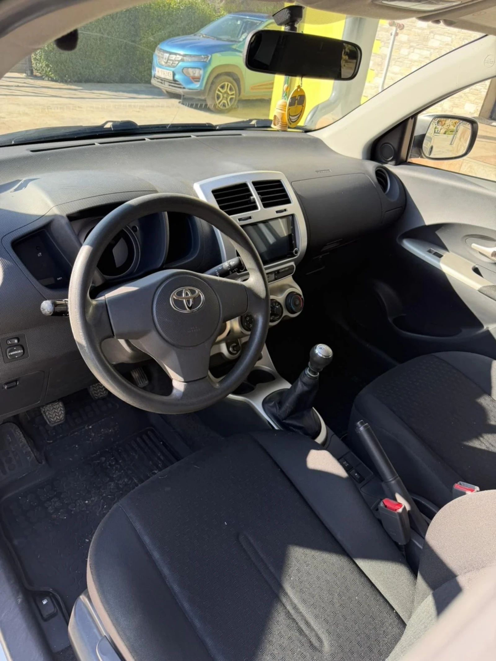 Toyota Urban Cruiser 1, 4 D-4D  - изображение 7