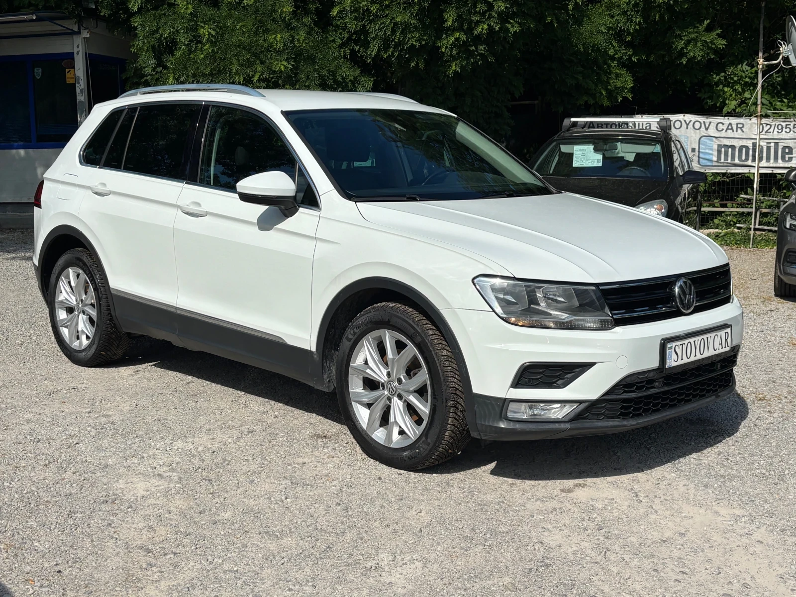 VW Tiguan 2.0TDI DSG, снимка 3 - Автомобили и джипове - 53359012