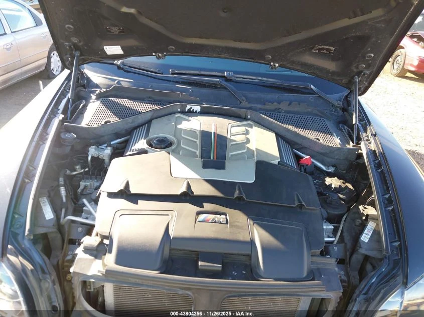 BMW X5 М 4.4L V8 - изображение 10