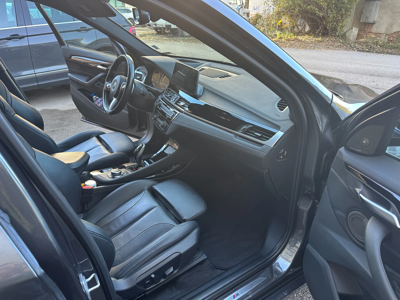 BMW X1 25i xDrive, снимка 6 - Автомобили и джипове - 54207103