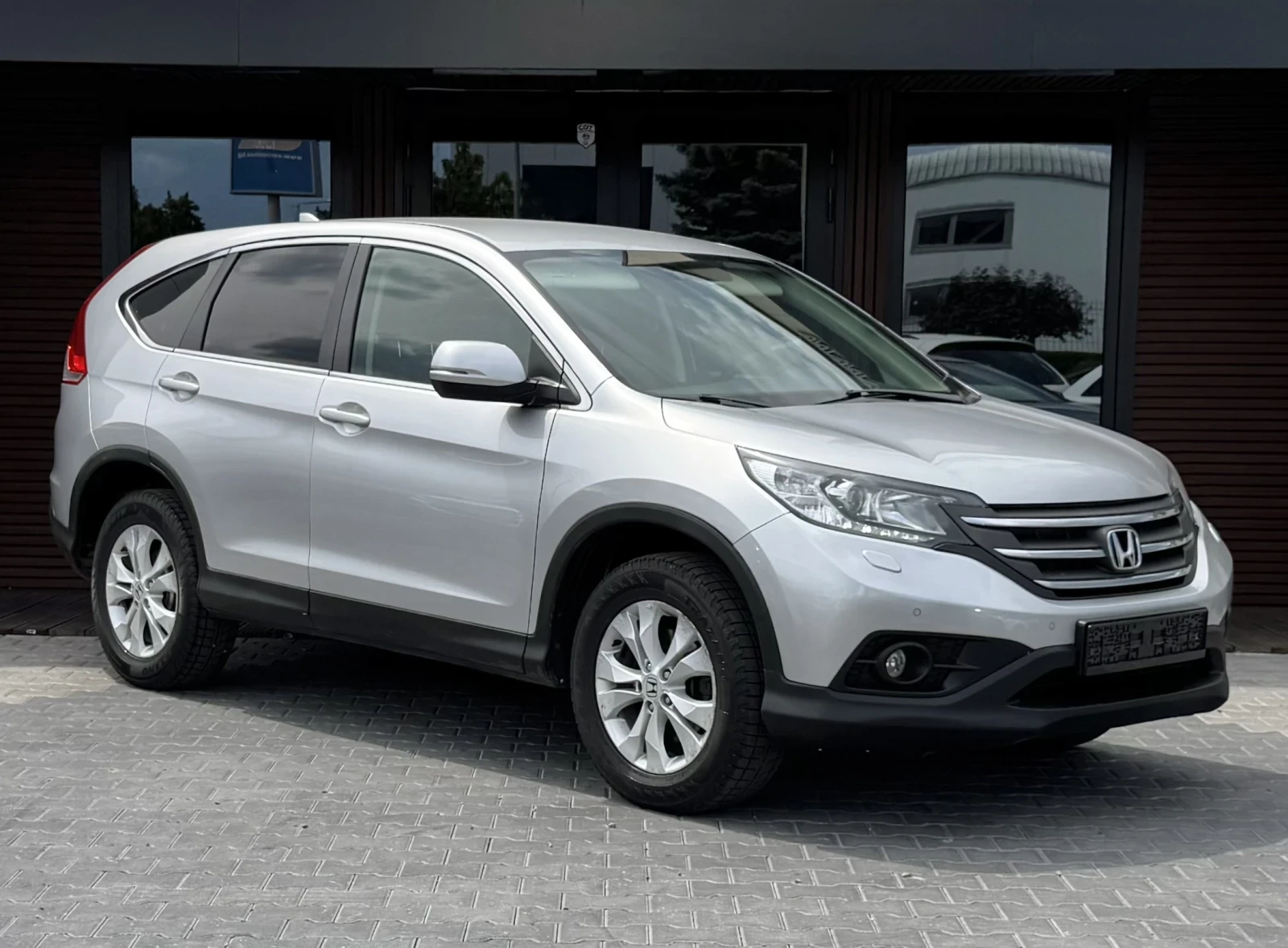 Honda Cr-v 4X4* Навигация* Кожен салон* Лизинг