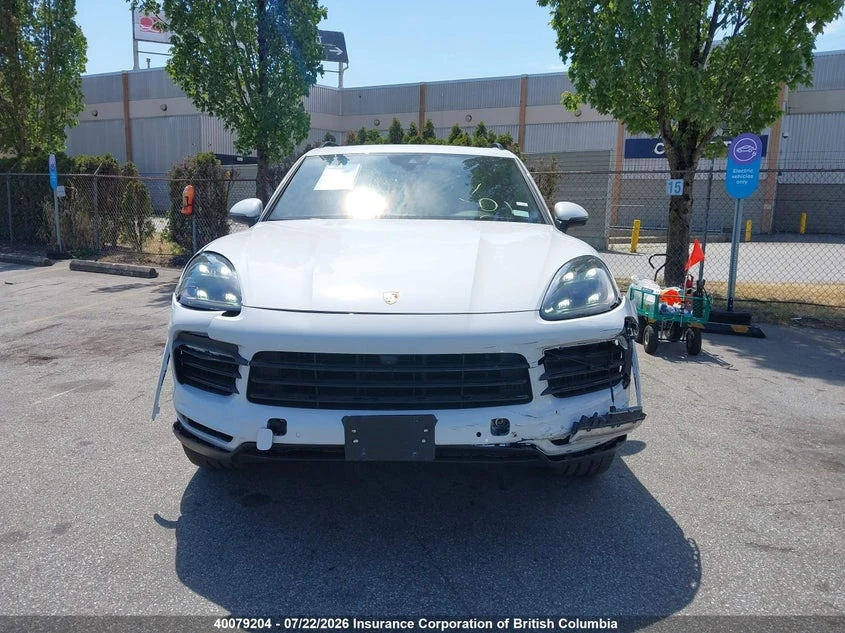 Porsche Cayenne Автокредит Цена до България, снимка 8 - Автомобили и джипове - 55433372