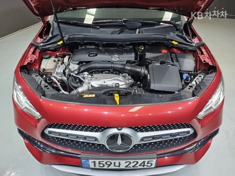 Mercedes-Benz GLA 4MATIC , снимка 7 - Автомобили и джипове - 55826805