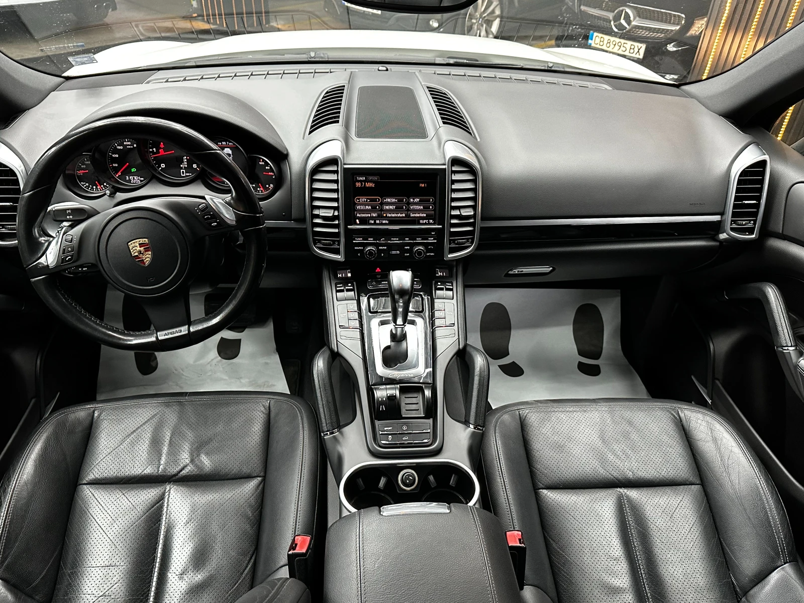 Porsche Cayenne 3.0d 239 к.с. , снимка 9 - Автомобили и джипове - 56566430