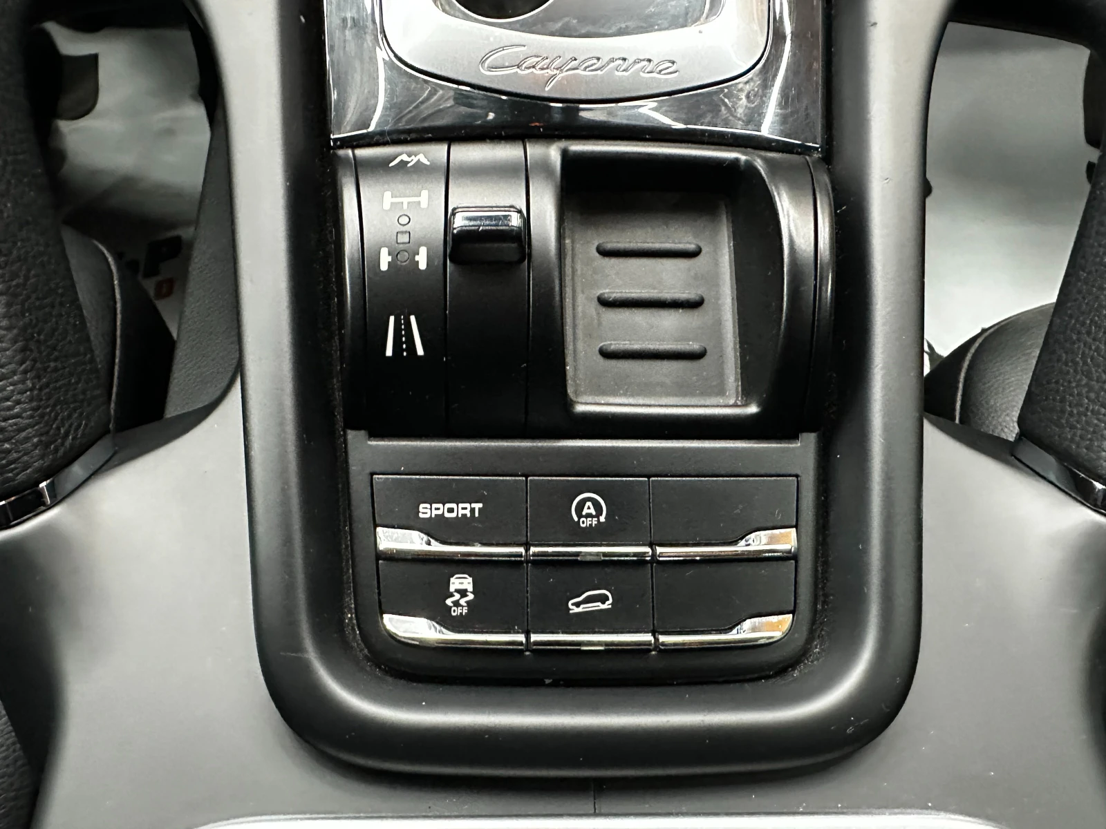 Porsche Cayenne 3.0d 239 к.с. , снимка 11 - Автомобили и джипове - 56566430
