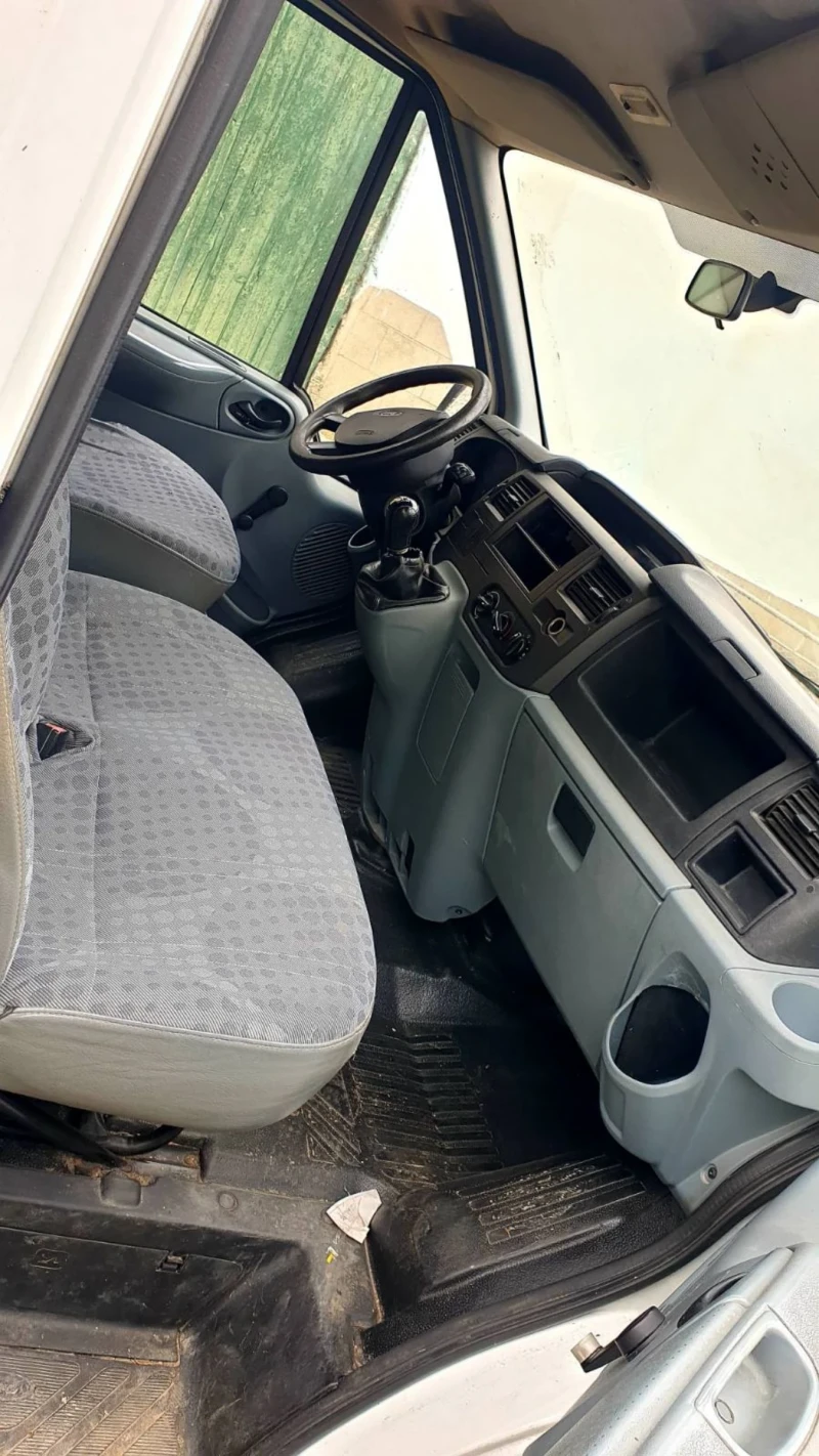 Ford Transit 2.2 disel, снимка 9 - Бусове и автобуси - 48384816