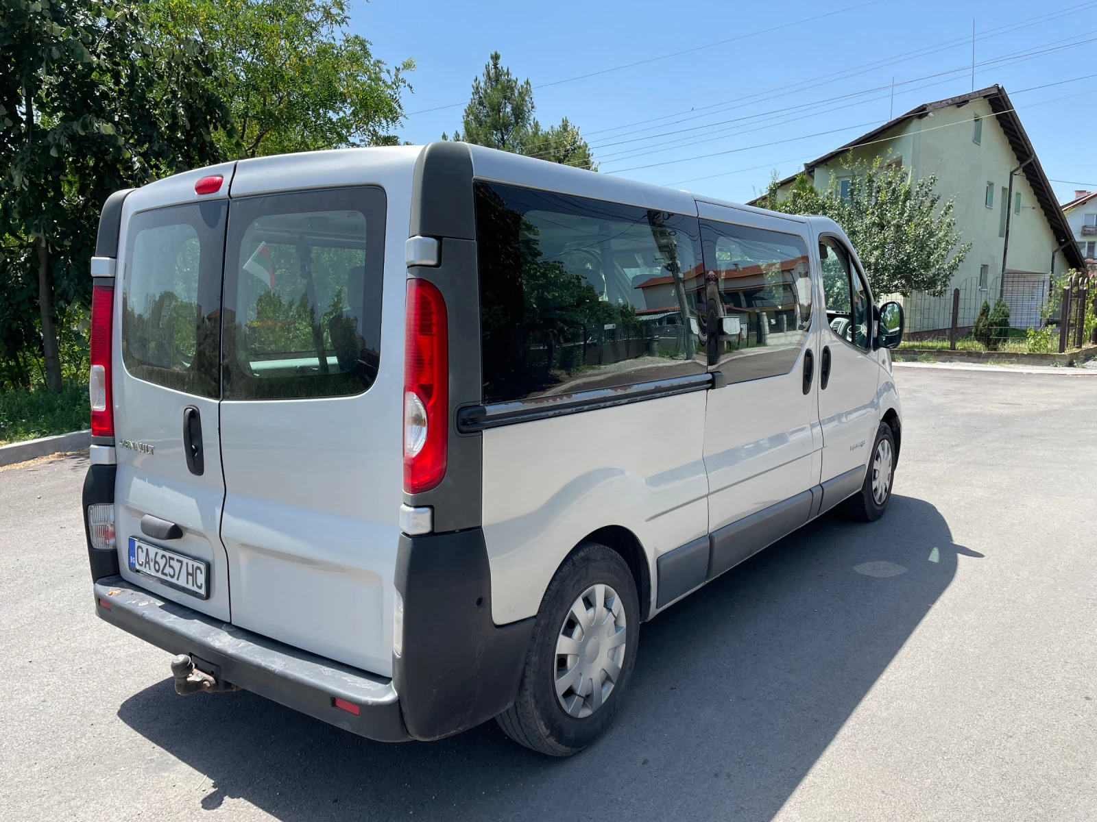 Renault Trafic 2.0 DCI - изображение 3