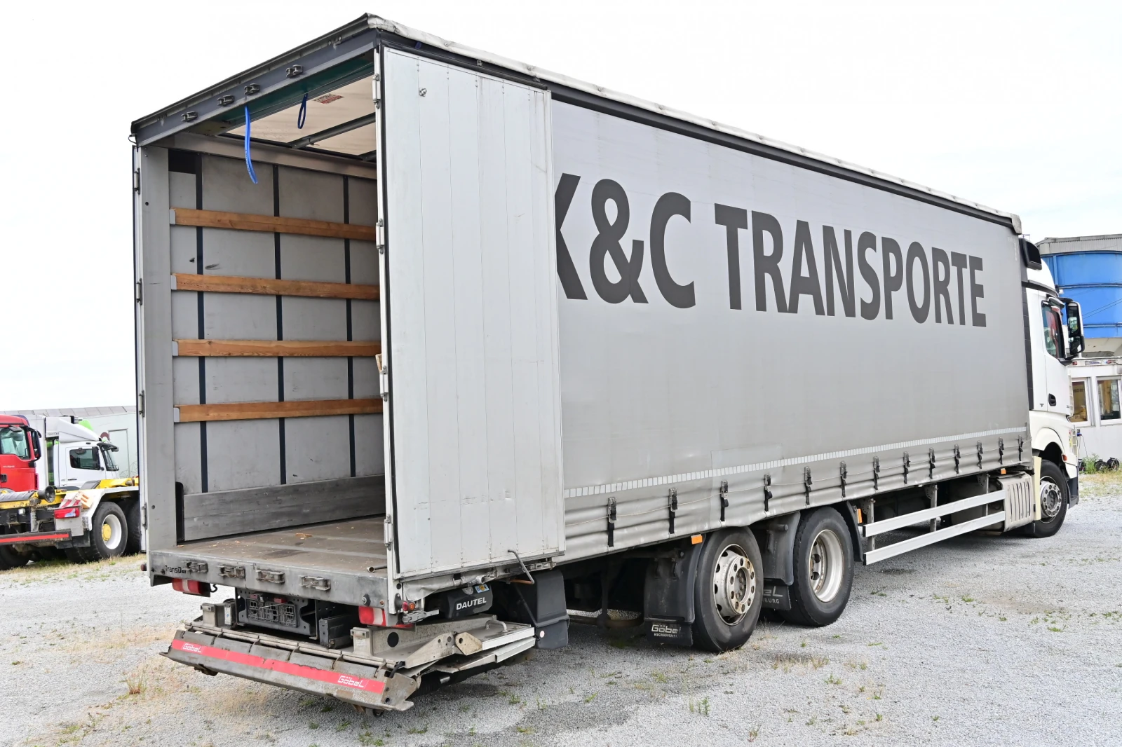 Mercedes-Benz Actros 2542, снимка 4 - Камиони - 55350515