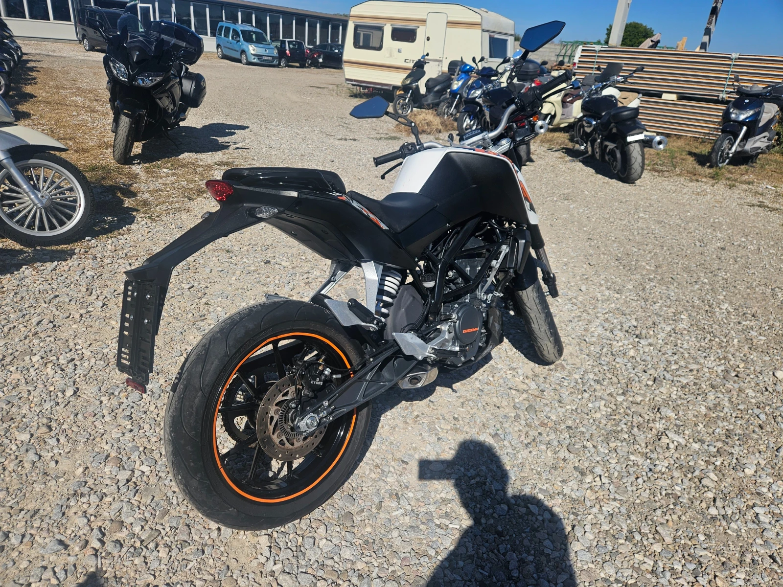 Ktm Duke 200-Лизинг Бартер, снимка 5 - Мотоциклети и мототехника - 56360467