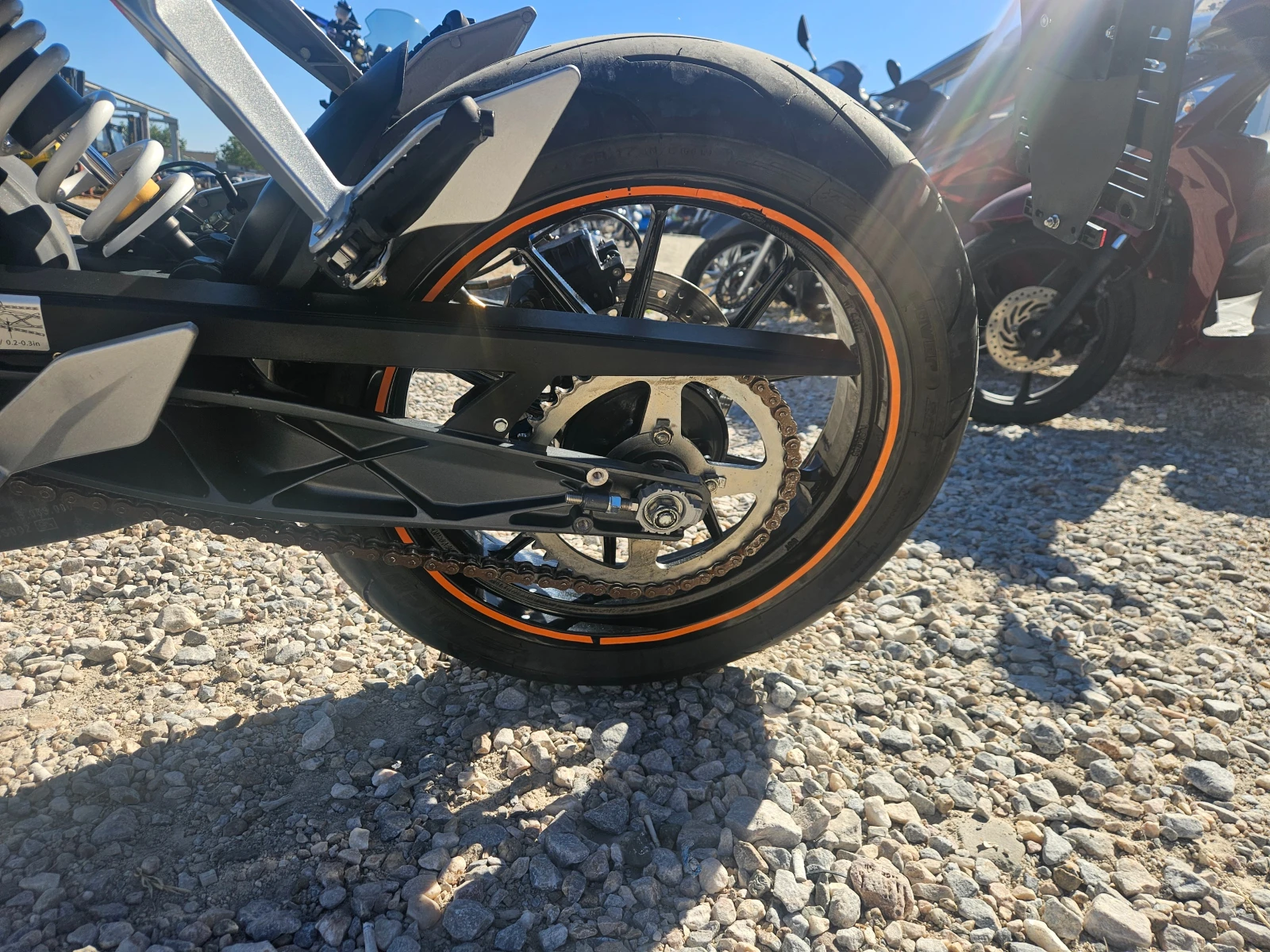 Ktm Duke 200-Лизинг Бартер, снимка 10 - Мотоциклети и мототехника - 56360467