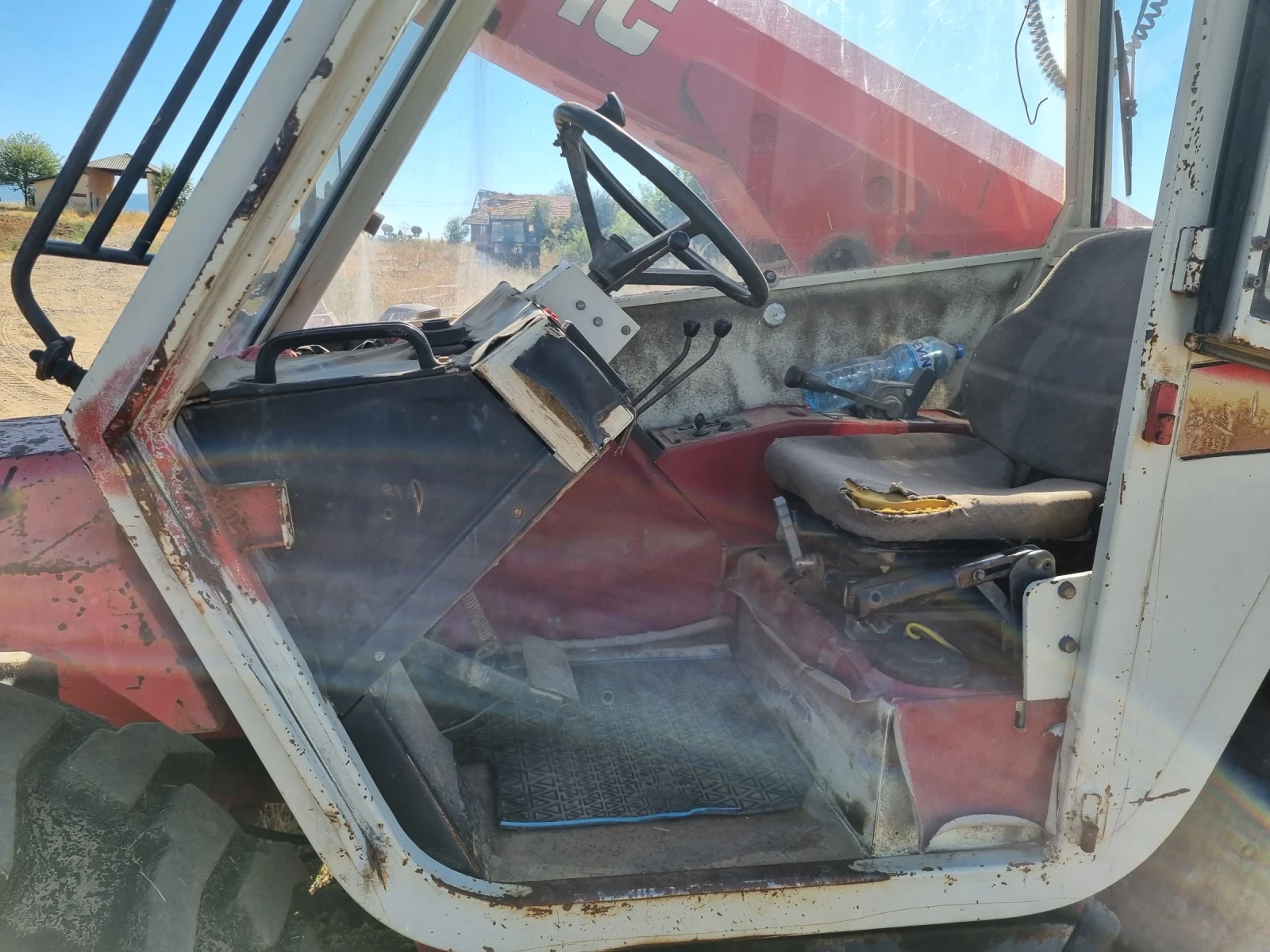 Телескопичен товарач Manitou  - изображение 6
