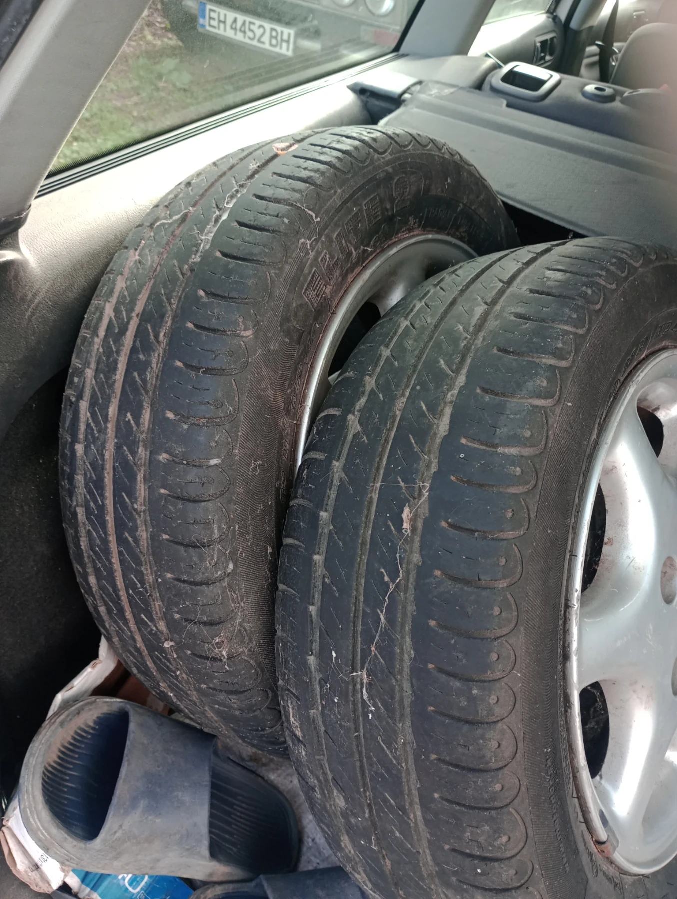 ���� � ������ 70/82R14 | Mobile.bg � ����������� 1