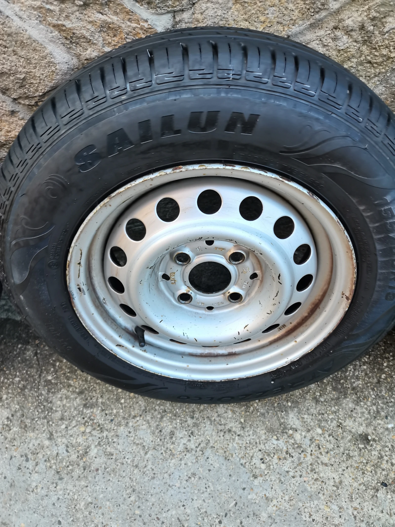 ���� � ������ 155/80R13 | Mobile.bg � ����������� 2
