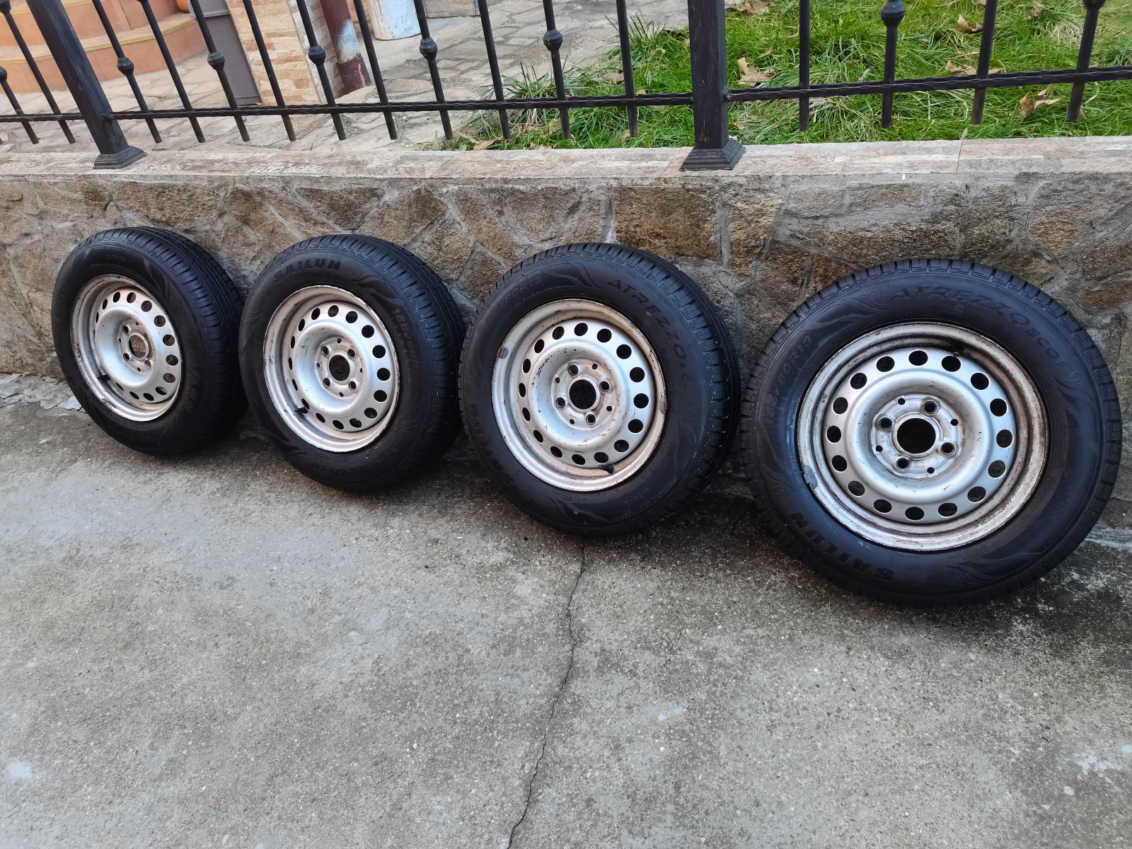 Гуми с джанти Sailun 155/80R13