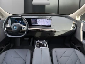 BMW iX 40 xDrive M Sport  Laser H/K HUD Soft  Keyless 360, снимка 6
