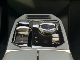BMW iX 40 xDrive M Sport  Laser H/K HUD Soft  Keyless 360, снимка 12