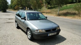 Opel Astra 1.6 16v, снимка 1