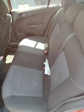 Opel Astra H, снимка 17 — Bazar.bg Opel Astra H, снимка 17