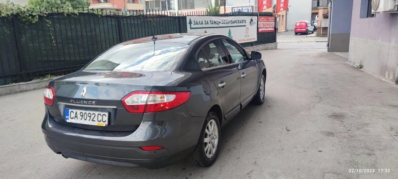 Renault Fluence, снимка 3 - Автомобили и джипове - 47583674