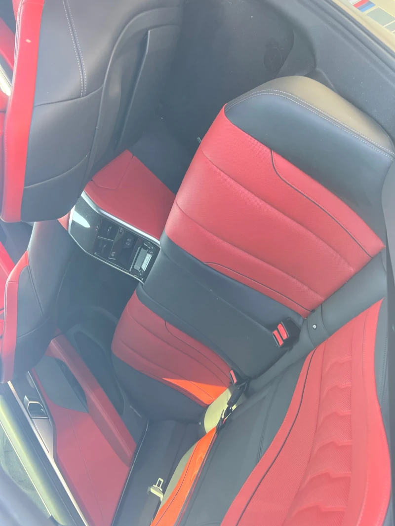 BMW 850 М спорт 60 хил км 4х4 Кристален джойстик, снимка 15 - Автомобили и джипове - 50926772