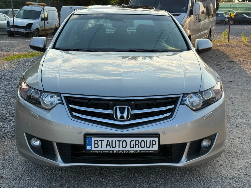 Honda Accord 2.0i * * ПЪЛНА СЕРВИЗНА ИСТОРИЯ* * , снимка 3 - Автомобили и джипове - 51021016