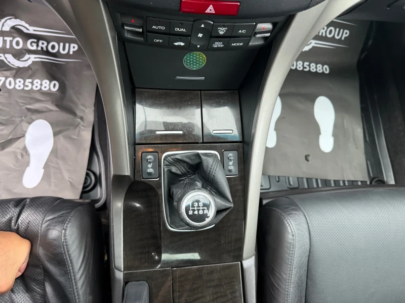 Honda Accord 2.0i * * ПЪЛНА СЕРВИЗНА ИСТОРИЯ* * , снимка 16 - Автомобили и джипове - 51021016