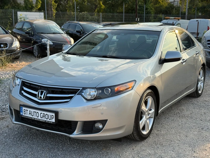 Honda Accord 2.0i * * ПЪЛНА СЕРВИЗНА ИСТОРИЯ* * , снимка 2 - Автомобили и джипове - 51021016