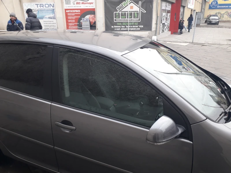 VW Golf 2.0TDI, снимка 7 - Автомобили и джипове - 52573234