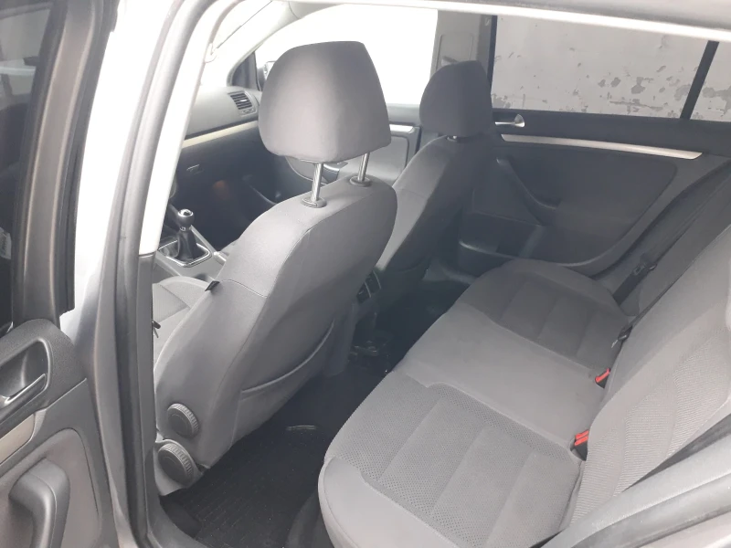 VW Golf 2.0TDI, снимка 11 - Автомобили и джипове - 52573234