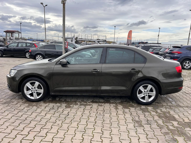 VW Jetta 1.2TSI NAVI EURO 5, снимка 9 - Автомобили и джипове - 52365295