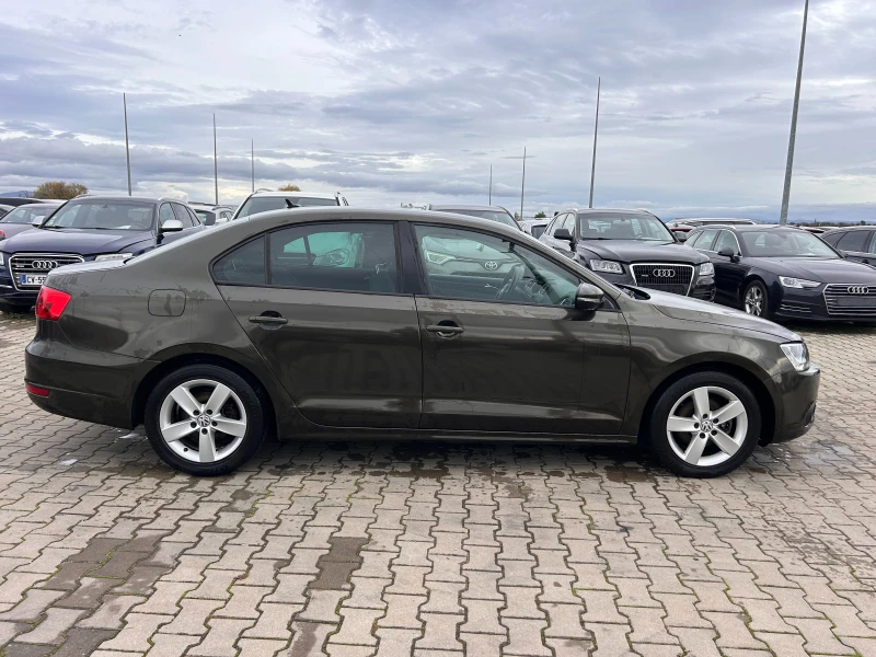 VW Jetta 1.2TSI NAVI EURO 5, снимка 5 - Автомобили и джипове - 52365295