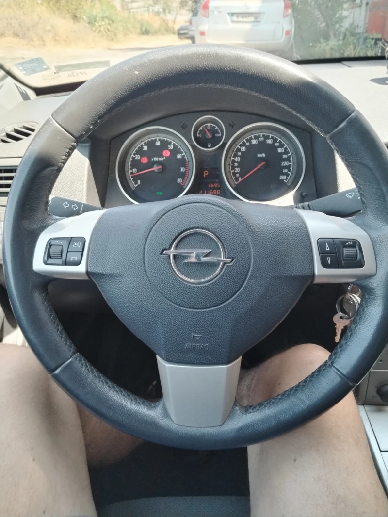 Opel Astra H, снимка 15 - Автомобили и джипове - 52573273