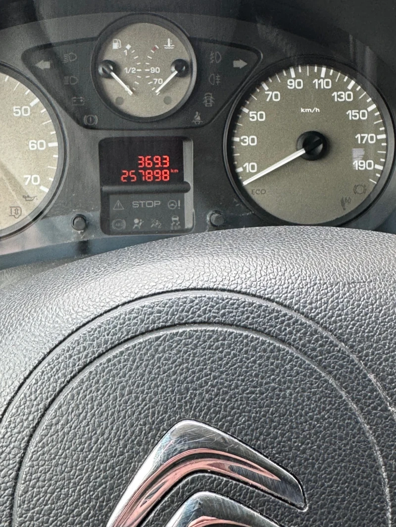 Citroen Berlingo, снимка 11 - Автомобили и джипове - 52637564