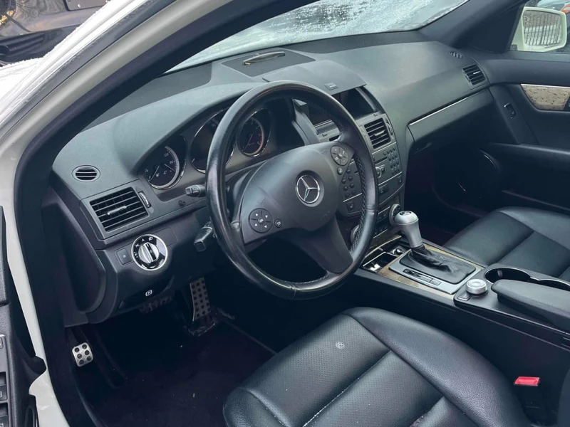 Mercedes-Benz C 250 * CARFAX * ЦЕНА ДО БГ, снимка 5 - Автомобили и джипове - 53044246