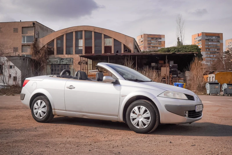 Renault Megane, снимка 7 - Автомобили и джипове - 53521320