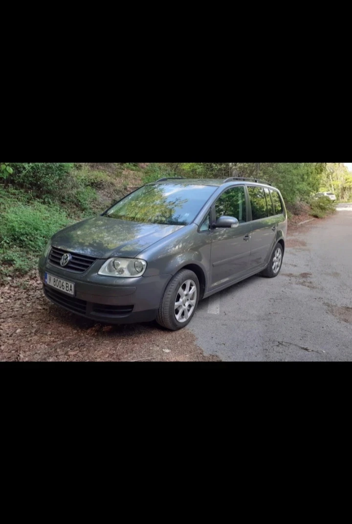 VW Touran 1.6 газ-бензин, снимка 6 - Автомобили и джипове - 47364092