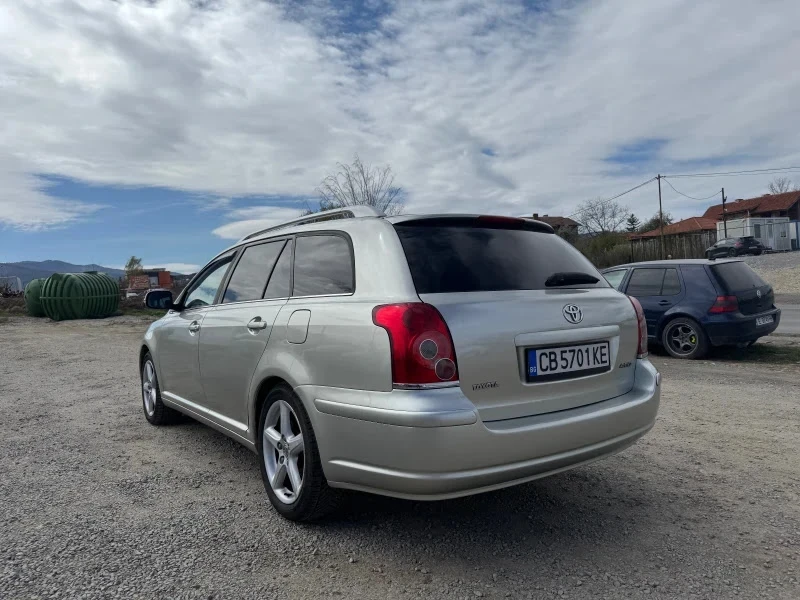 Toyota Avensis  - изображение 6