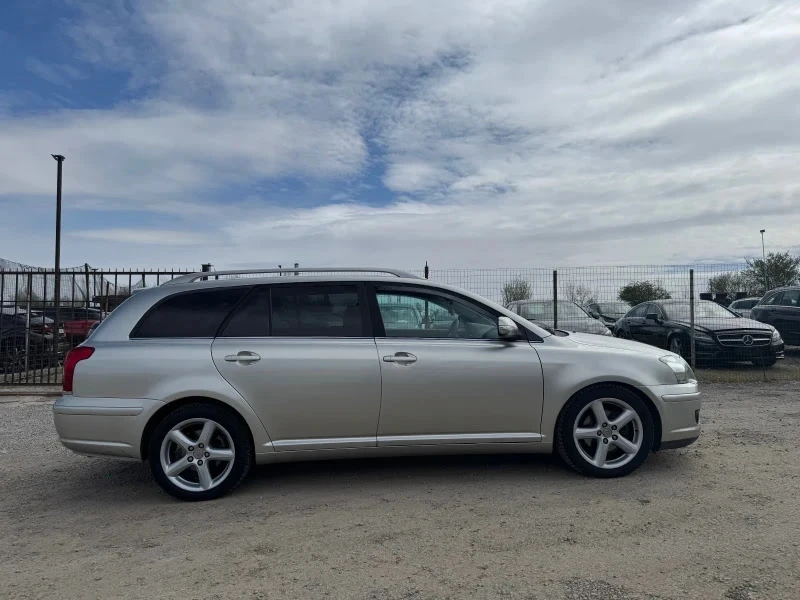 Toyota Avensis  - изображение 2
