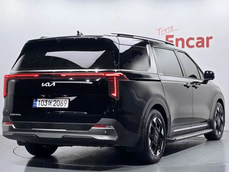 Kia Carnival 3.5 202 hp Automatic, снимка 2 - Автомобили и джипове - 55754053