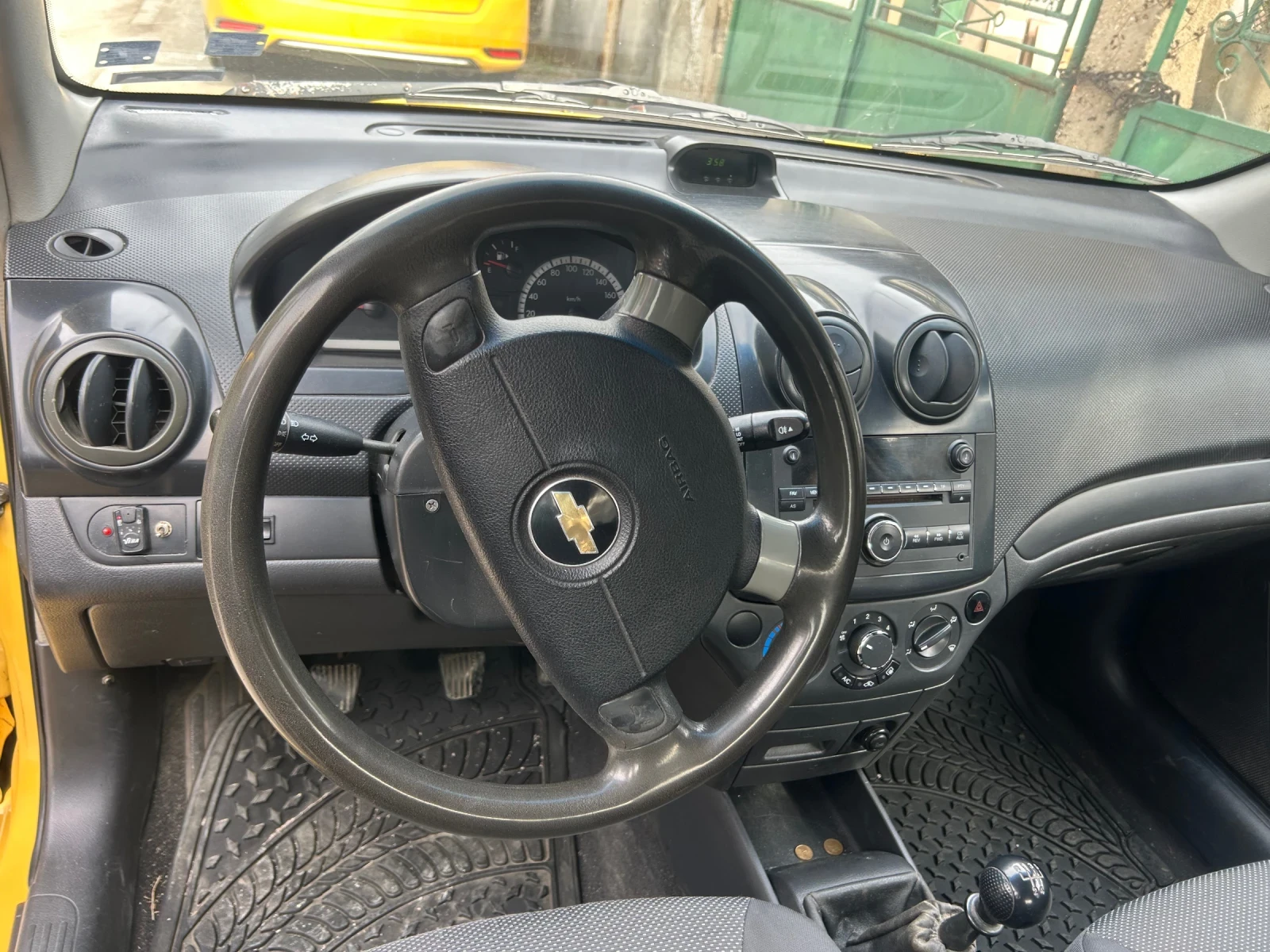 Chevrolet Aveo  - изображение 10