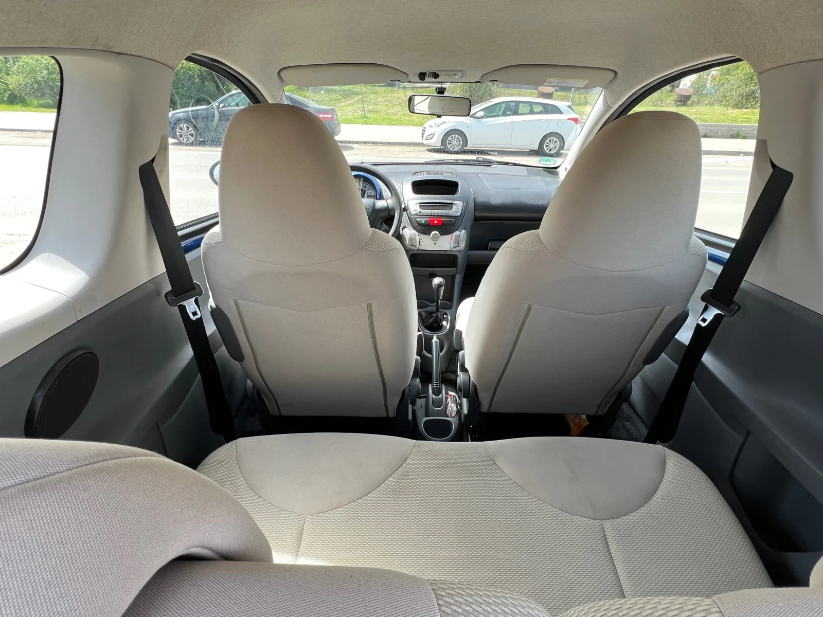 Toyota Aygo 1.0 - изображение 6